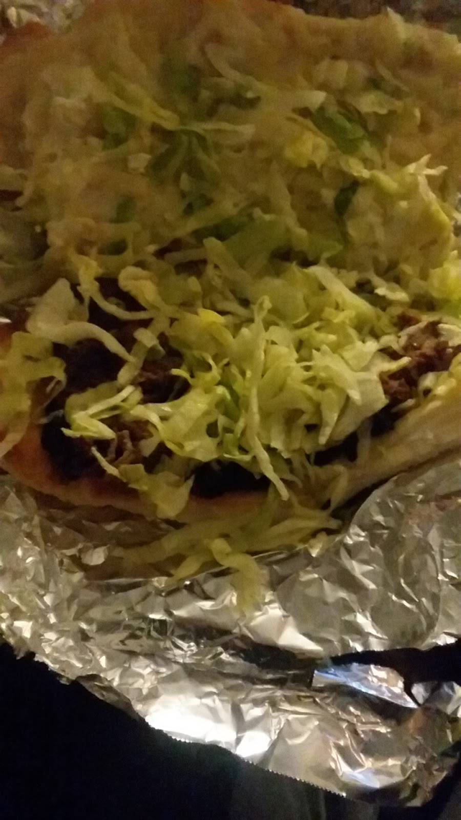 Yinz Guys Pizza | restaurant | 1914 Brownsville Rd, Pittsburgh, PA 15210, USA | 4128821200 OR +1 412-882-1200