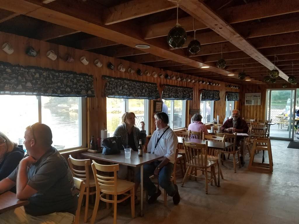 Shaws Fish & Lobster Wharf | restaurant | 129 ME-32 Suite A, New Harbor, ME 04554, USA | 2076772200 OR +1 207-677-2200