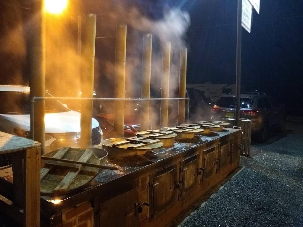 Trenton Bridge Lobster Pound | restaurant | 1237 Bar Harbor Rd, Trenton, ME 04605, USA | 2076672977 OR +1 207-667-2977