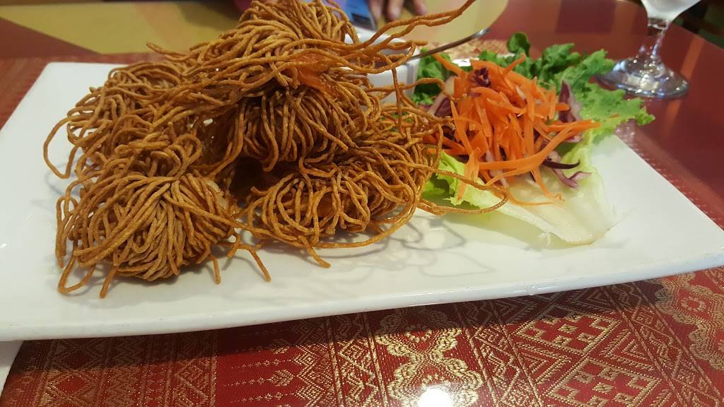 Mea kwan Thai Cuisine | restaurant | 230 Proctor Valley Rd, Chula Vista, CA 91914, USA | 6193974584 OR +1 619-397-4584