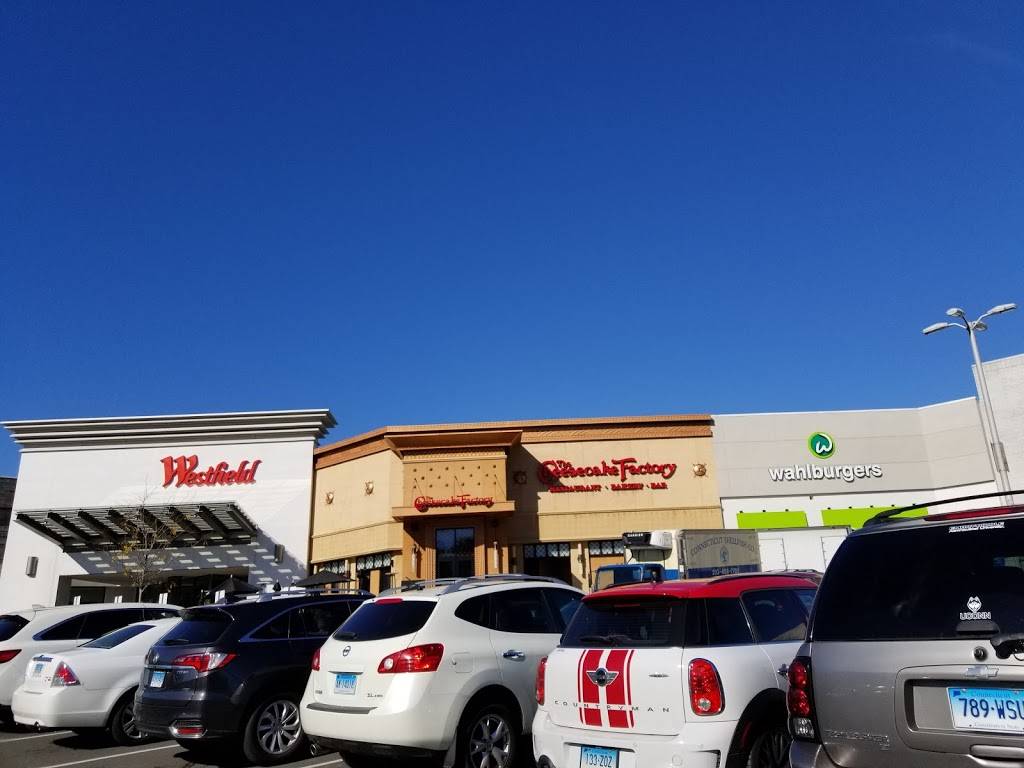 Westfield Trumbull | shopping mall | 5065 Main St, Trumbull, CT 06611, USA | 2033724500 OR +1 203-372-4500