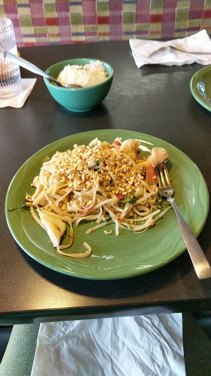 HuHot Mongolian Grill | restaurant | 5843 Constitution Ave, Colorado Springs, CO 80915, USA | 7195746647 OR +1 719-574-6647