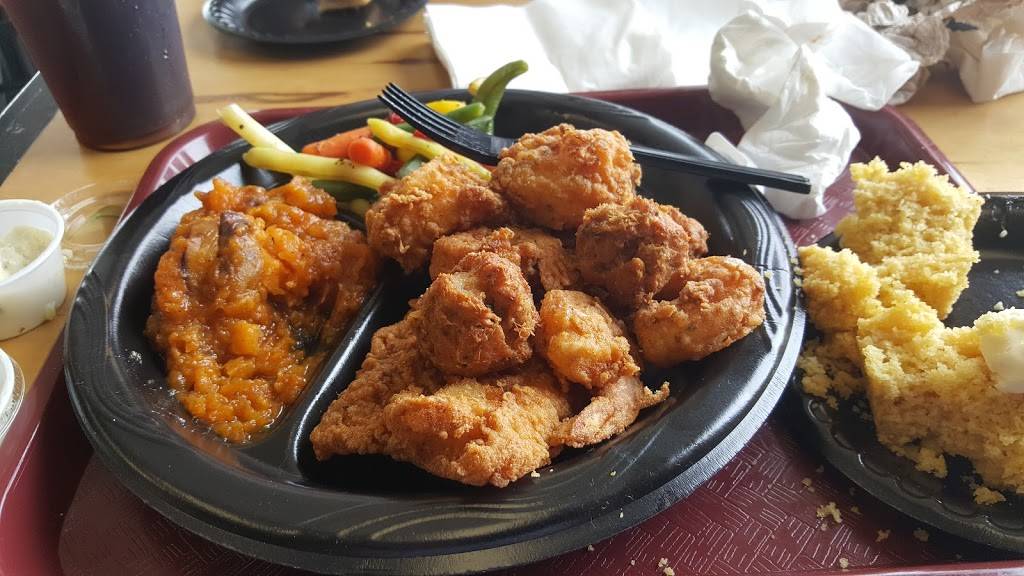 Pollys Restaurant | restaurant | 4024 W Mercury Blvd A, Hampton, VA 23666, USA | 7572246067 OR +1 757-224-6067