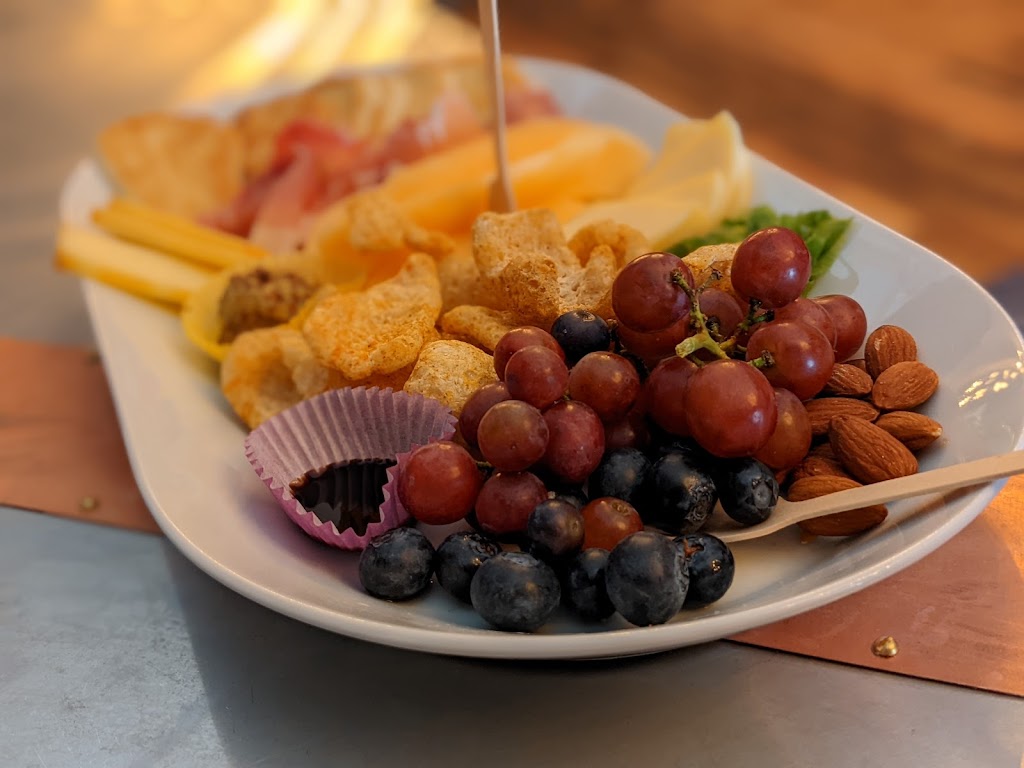 The Well Hotel & Taproom | meal takeaway | 155 E Main St, Trinidad, CO 81082, USA | 7194228030 OR +1 719-422-8030