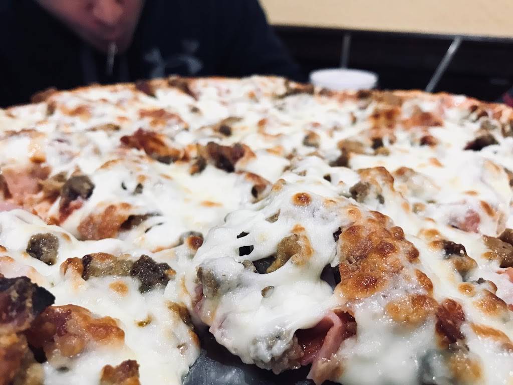 Bellacinos Pizza & Grinders | restaurant | 6107 Haggerty Rd, West Bloomfield Township, MI 48322, USA | 2489605110 OR +1 248-960-5110