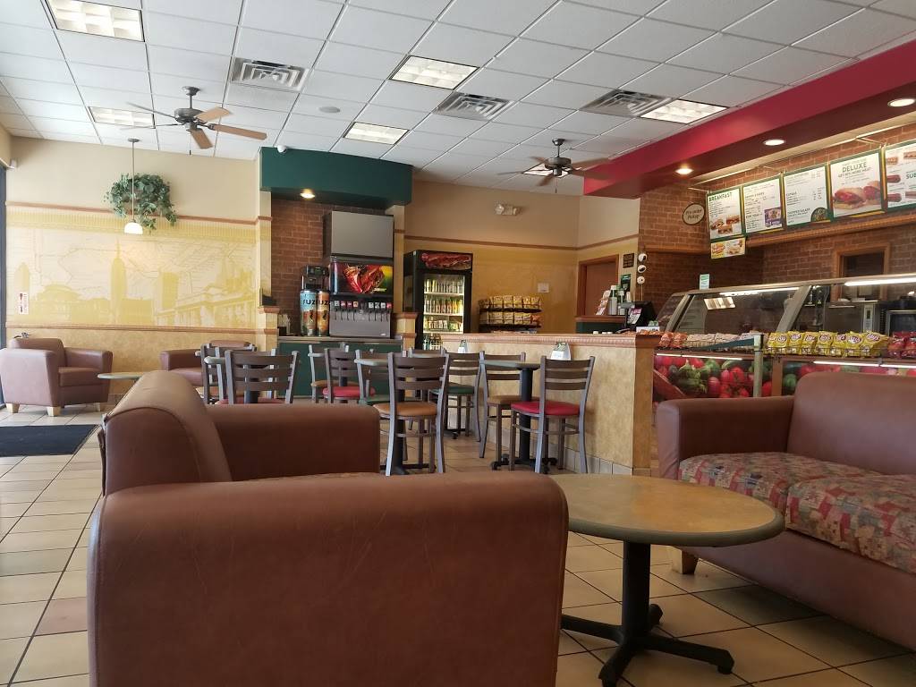 Subway | restaurant | 10165 University Blvd, Orlando, FL 32817, USA | 4073887469 OR +1 407-388-7469