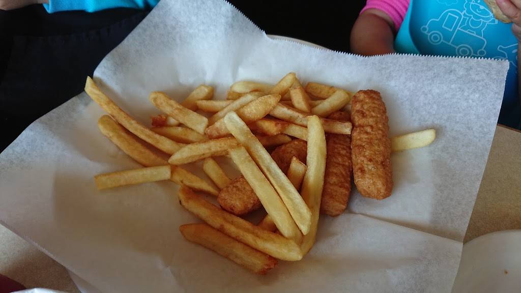 Sals Italian Bistro | restaurant | 125 S Main St, Edinburg, VA 22824, USA | 5409849300 OR +1 540-984-9300