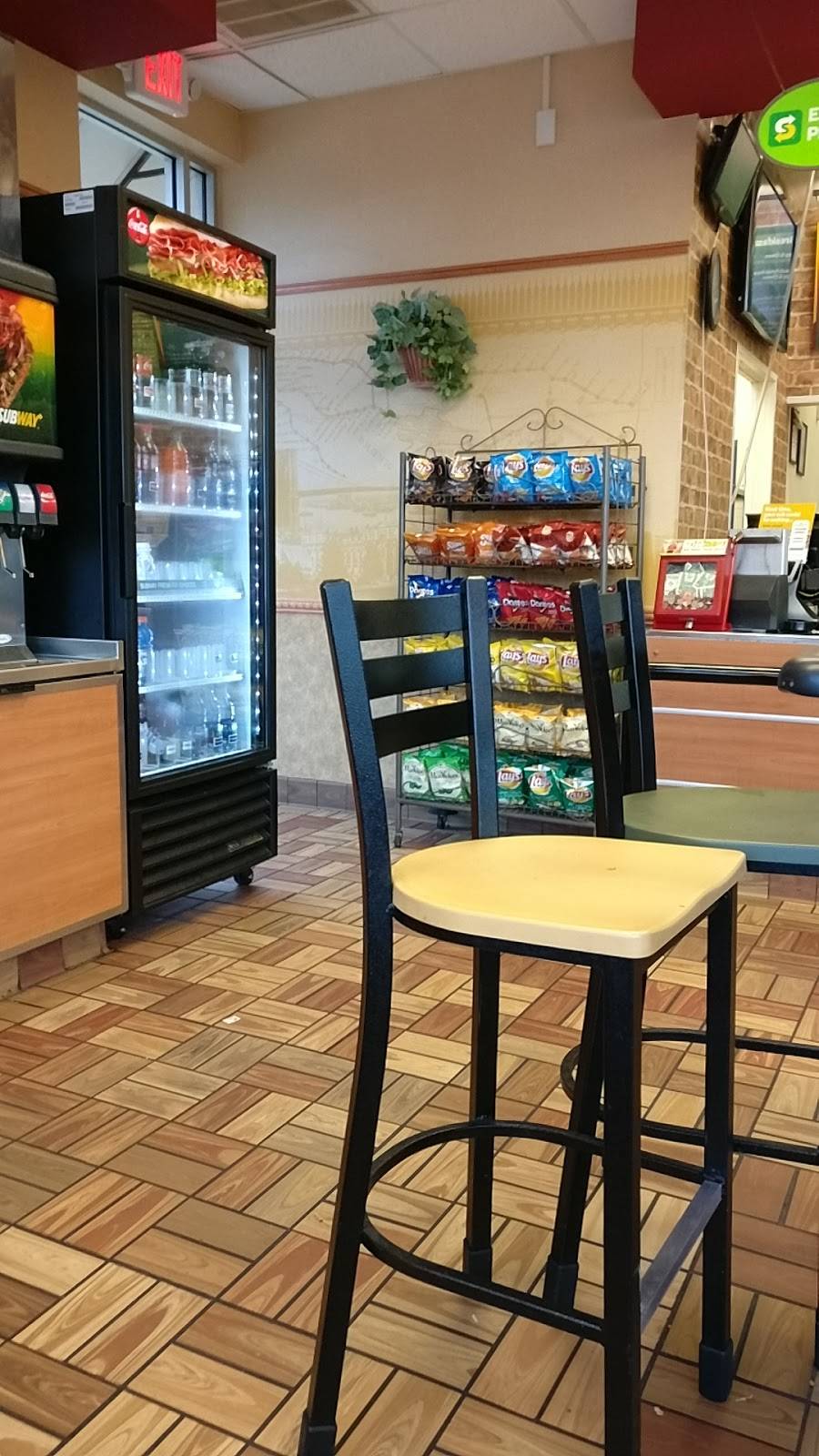 Subway Restaurants | restaurant | 3300 4th St N, St. Petersburg, FL 33704, USA | 7278964633 OR +1 727-896-4633