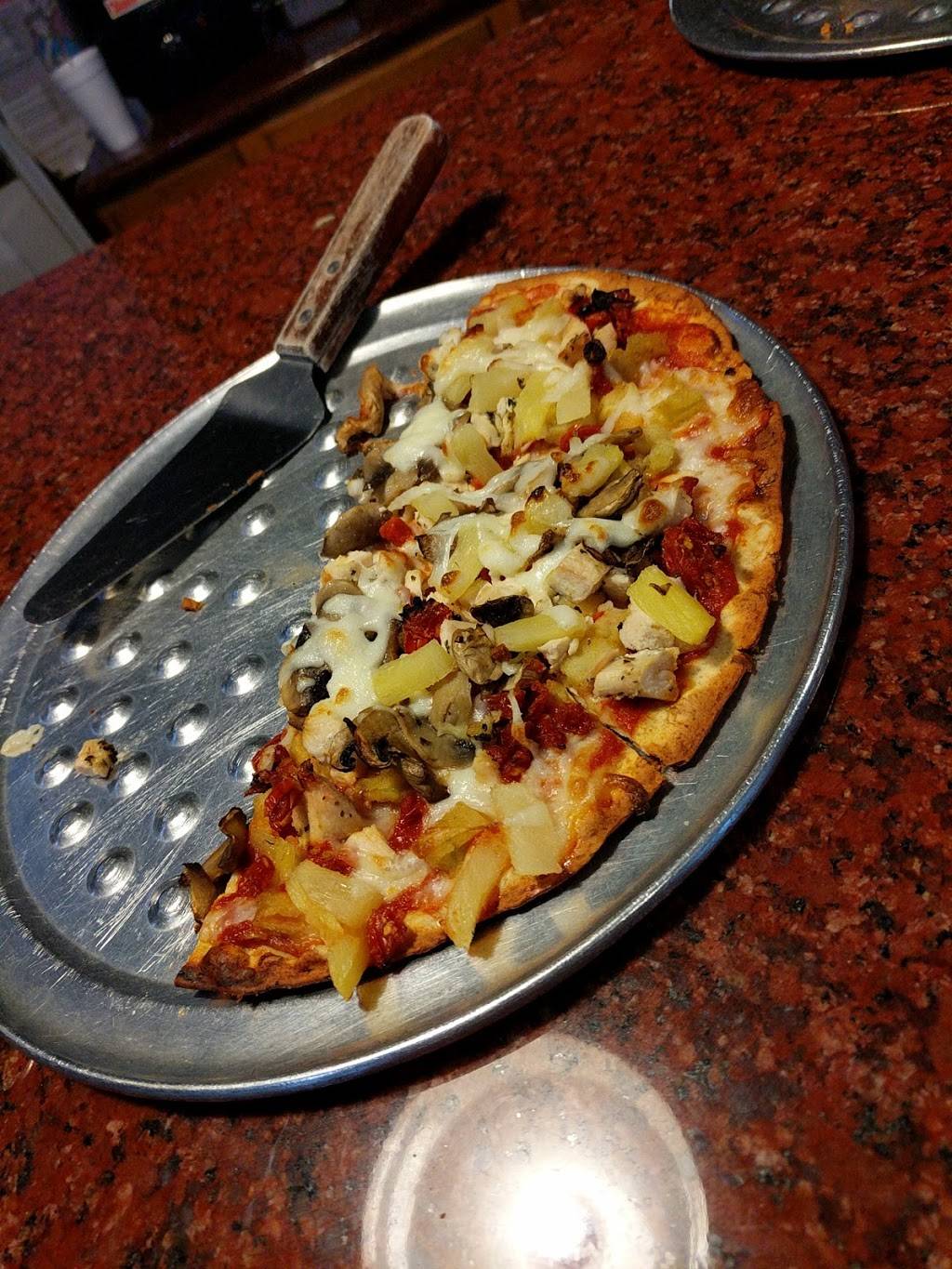 Vinnys Italian | restaurant | 14185 Beach Blvd #11, Jacksonville Beach, FL 32250, USA | 9042235400 OR +1 904-223-5400