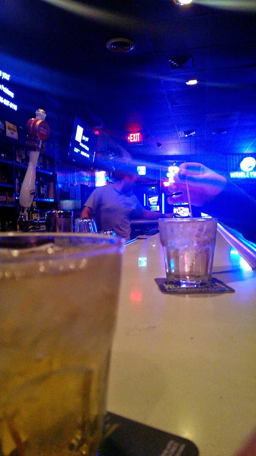 Sams Tavern | restaurant | 101 S State St, Marengo, IL 60152, USA | 8155689884 OR +1 815-568-9884