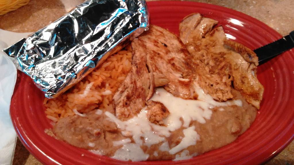 Don Ole Mexican Restaurant | restaurant | 721 Broadway, Highland, IL 62249, USA | 6186541329 OR +1 618-654-1329