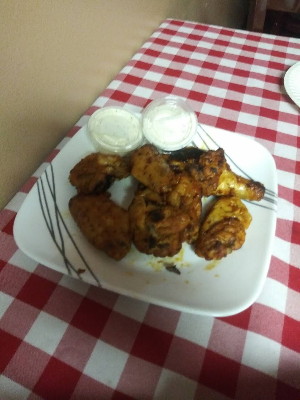 J Cs Pizza | restaurant | 2325 W Beverly Blvd, Montebello, CA 90640, USA | 3237213978 OR +1 323-721-3978