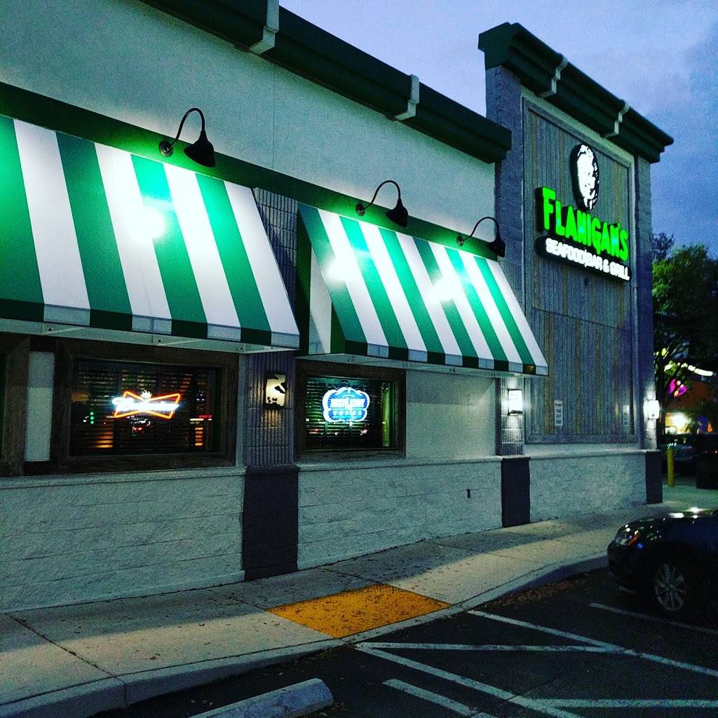 Flanigans Seafood Bar and Grill | restaurant | 2190 S University Dr, Davie, FL 33324, USA | 9545777223 OR +1 954-577-7223