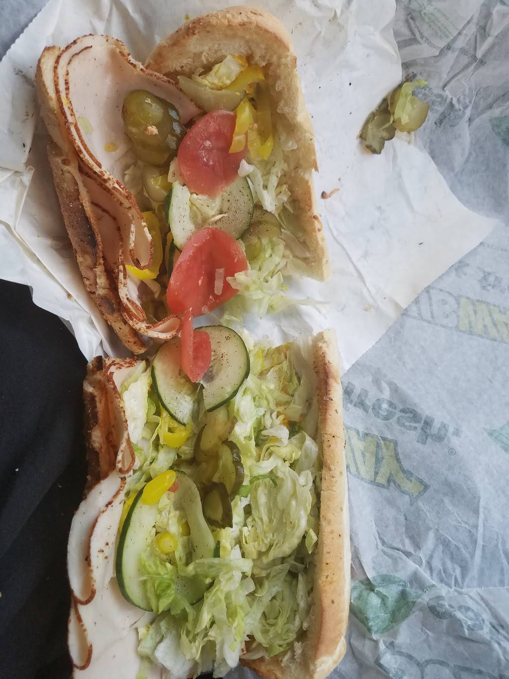 Subway | meal takeaway | 5577 W Oakland Park Blvd, Lauderhill, FL 33313, USA | 9549905591 OR +1 954-990-5591