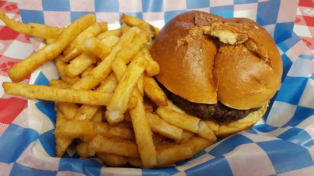 The Burger Shack | restaurant | 3672 NY-112, Coram, NY 11727, USA | 6313200303 OR +1 631-320-0303