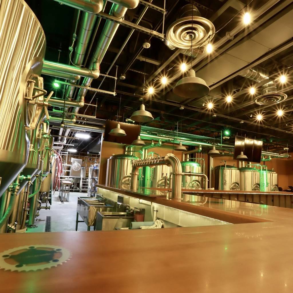 Pedals & Pints Brewing Company | restaurant | 156 W Hillcrest Dr, Thousand Oaks, CA 91360, USA | 8055510547 OR +1 805-551-0547