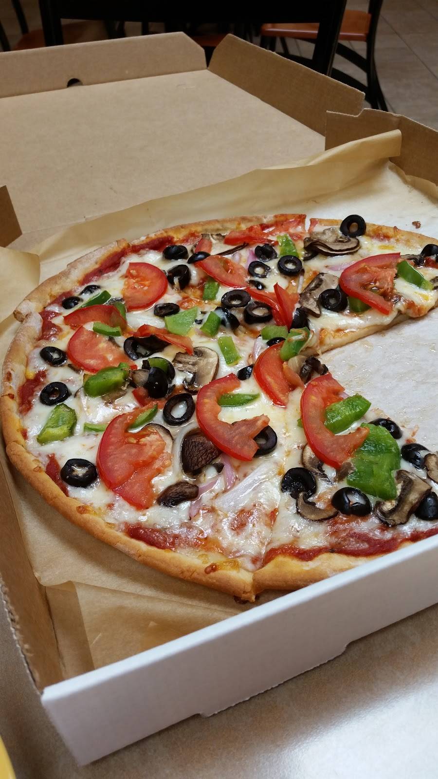 Villa Italian | restaurant | 6301 University Ave, Cedar Falls, IA 50613, USA | 3192772285 OR +1 319-277-2285