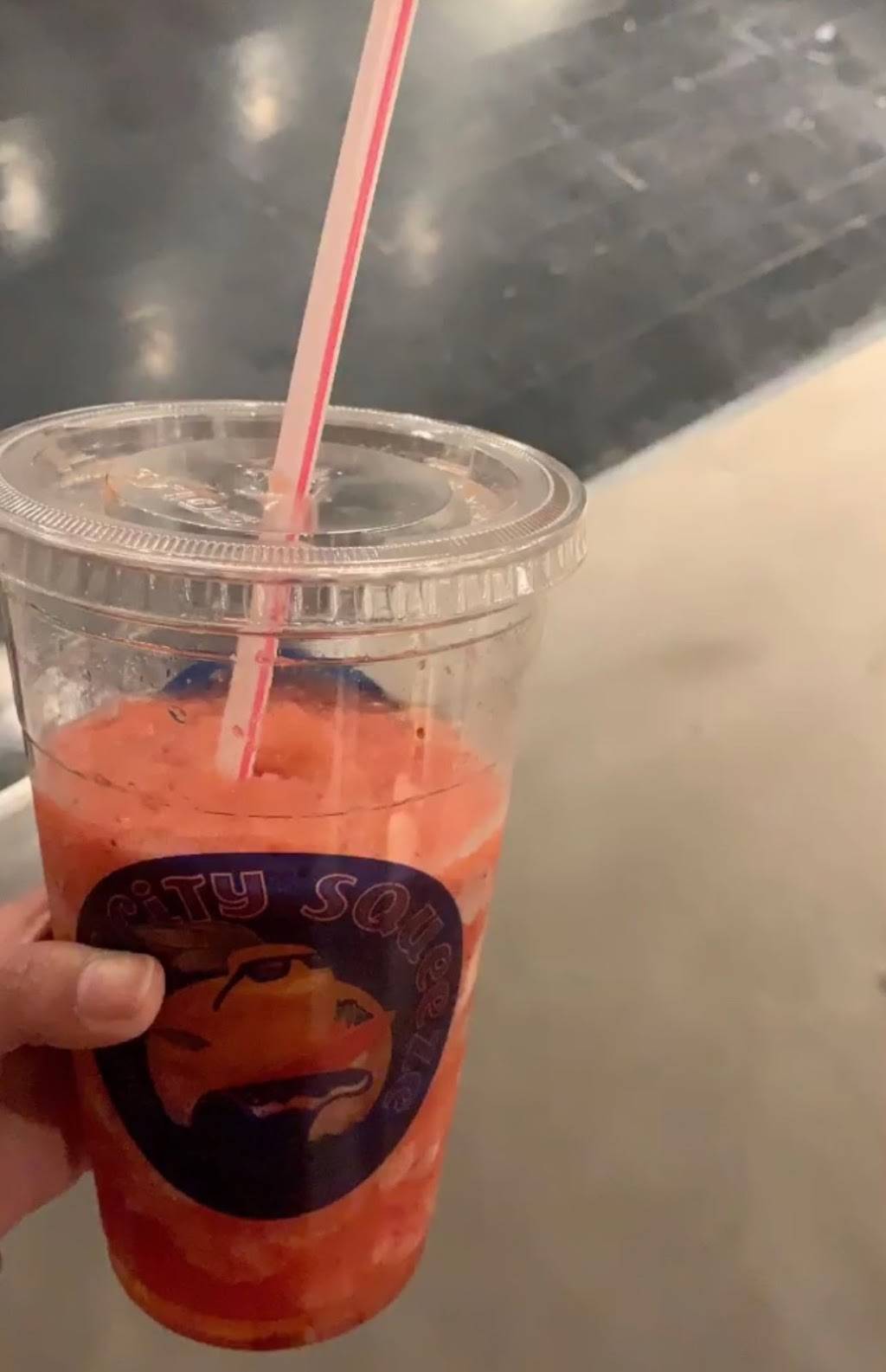 Surf City Squeeze | restaurant | 27286 Novi Rd # C-141, Novi, MI 48377, USA | 2487358866 OR +1 248-735-8866