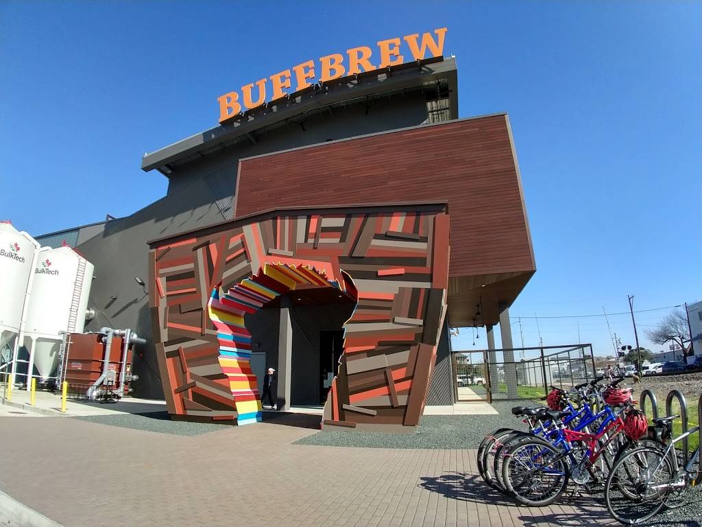Buffalo Bayou Brewing Co | restaurant | 2101 Summer St, Houston, TX 77007, USA | 7137143335 OR +1 713-714-3335