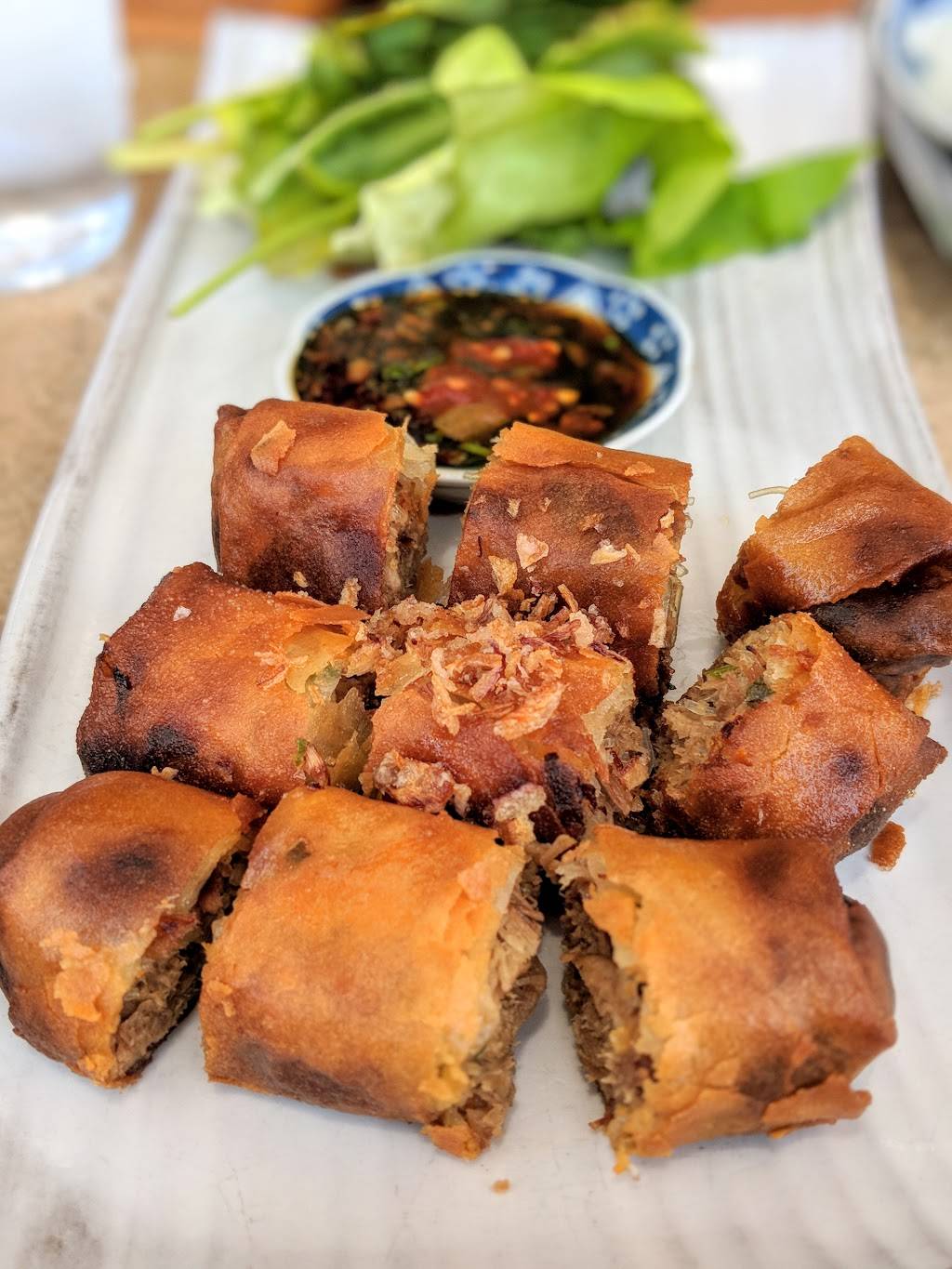 Wallflower | restaurant | 609 Rose Ave, Venice, CA 90291, USA | 4247448136 OR +1 424-744-8136