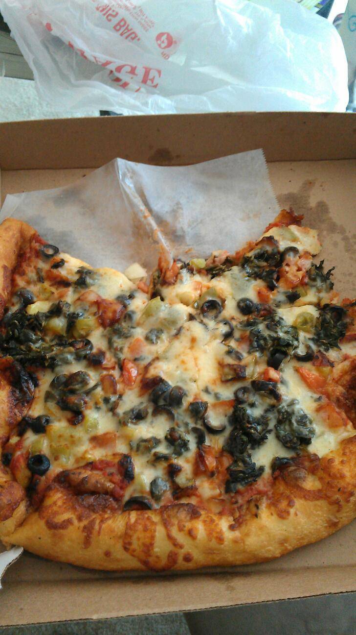 Maggios | restaurant | 2260 Huntington Ave, Alexandria, VA 22303, USA | 7039606700 OR +1 703-960-6700