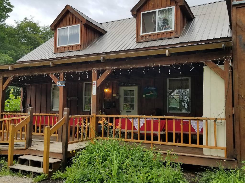 Heritage Farm Pancake House | restaurant | 15 Parker Hill Rd, Sanbornton, NH 03269, USA | 6035245400 OR +1 603-524-5400