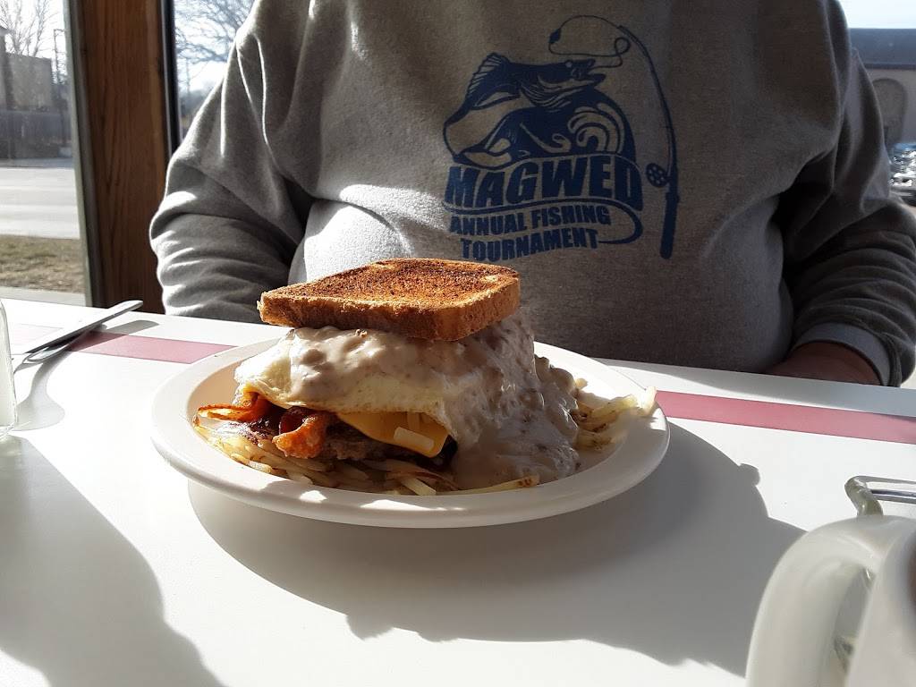 T C Maes | restaurant | 1010 1st Ave S, Fort Dodge, IA 50501, USA | 5155731101 OR +1 515-573-1101