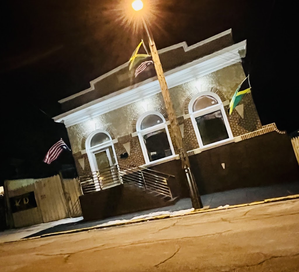 K & R International Restaurant & Bar | restaurant | 412 N Dupont St, Wilmington, DE 19805, USA | 3024821640 OR +1 302-482-1640