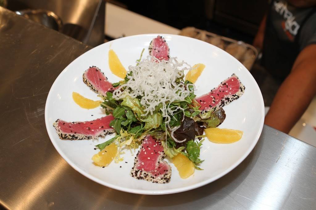 SideTrack Bar + Grill | restaurant | 30 W Angela St, Pleasanton, CA 94566, USA | 9253996789 OR +1 925-399-6789