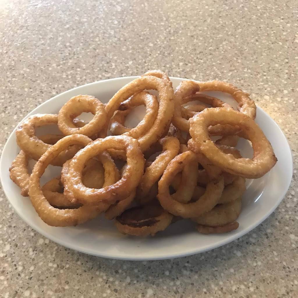 Ace Family Restaurant/Lounge | restaurant | 1120 Fennell Ave E, Hamilton, ON L8T 1S5, Canada | 9053851924 OR +1 905-385-1924