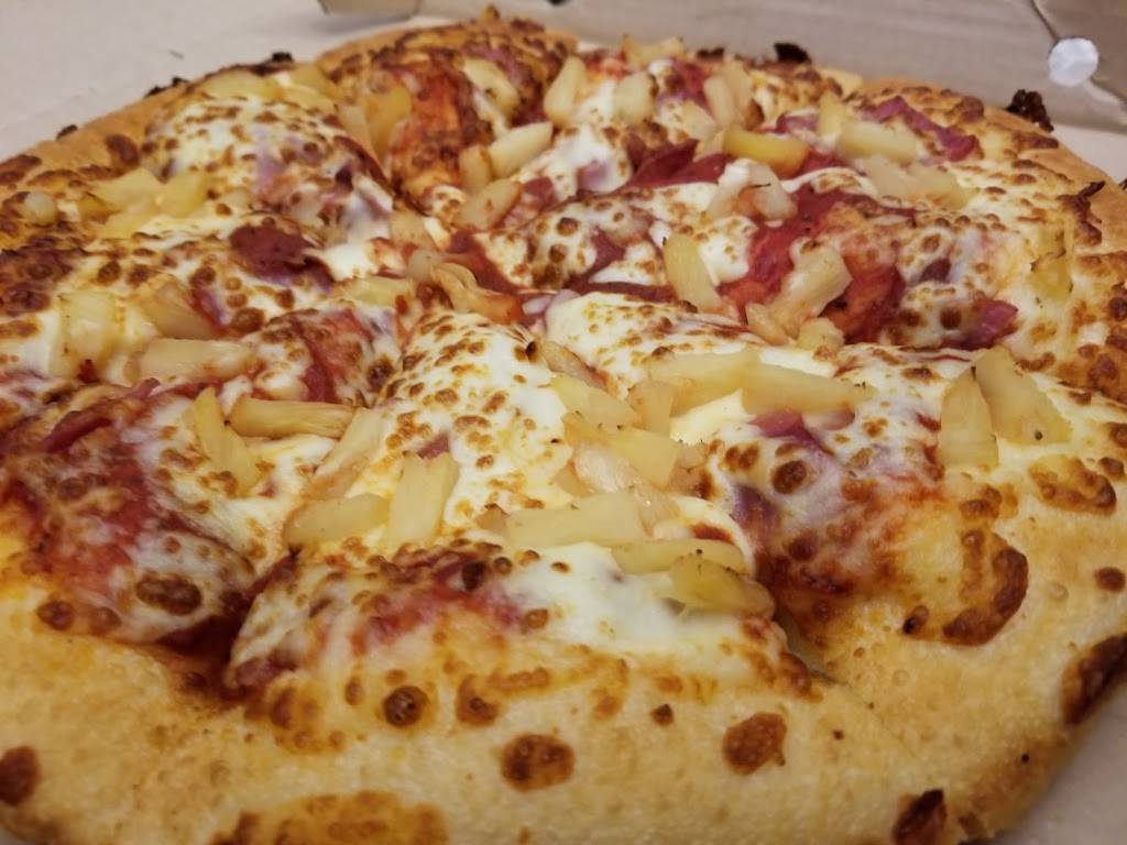Pizza Hut | meal delivery | 9990 The Gore Rd, Brampton, ON L6P 2L1, Canada | 2899481078 OR +1 289-948-1078