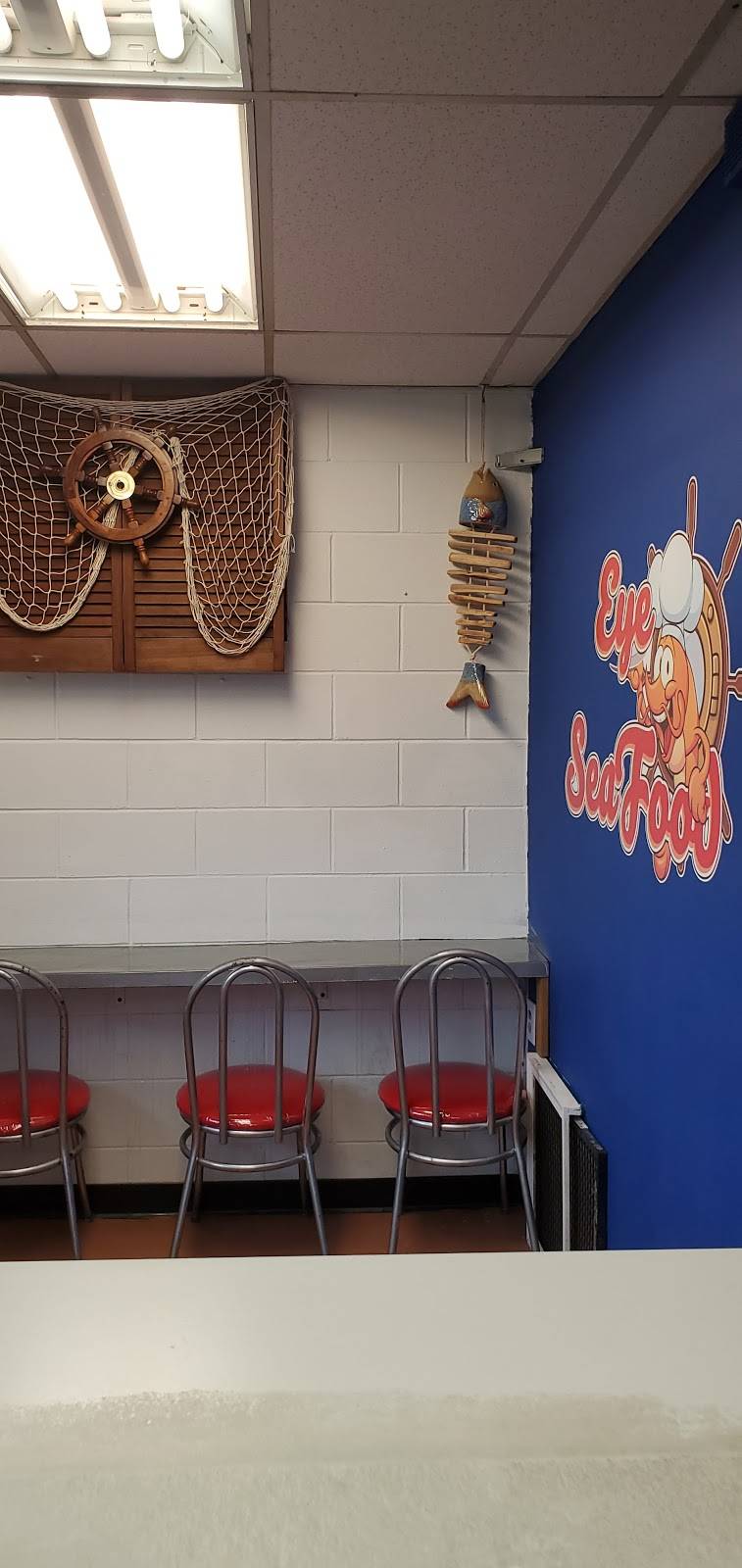 Eye Seafood | restaurant | 810 Cottage St, Springfield, MA 01104, USA | 4137508804 OR +1 413-750-8804