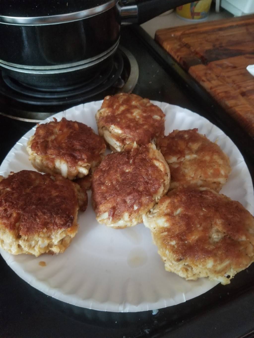 Kent Island Crab Co | meal takeaway | 2905 Mountain Rd, Pasadena, MD 21122, USA | 4104372155 OR +1 410-437-2155