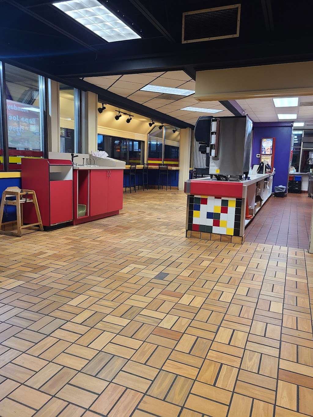 Zips Drive In | restaurant | 223 S Lincoln St, Spokane, WA 99201, USA | 5094558535 OR +1 509-455-8535