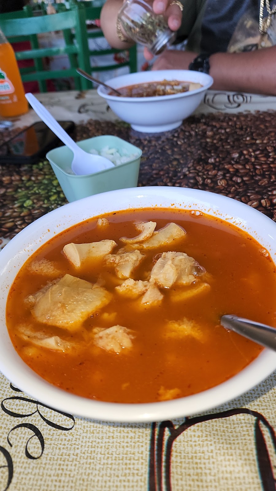 La Casa Verde Menudo & Pupusas | restaurant | 4965 Wadsworth Ave, Los Angeles, CA 90011, USA | 3233946704 OR +1 323-394-6704