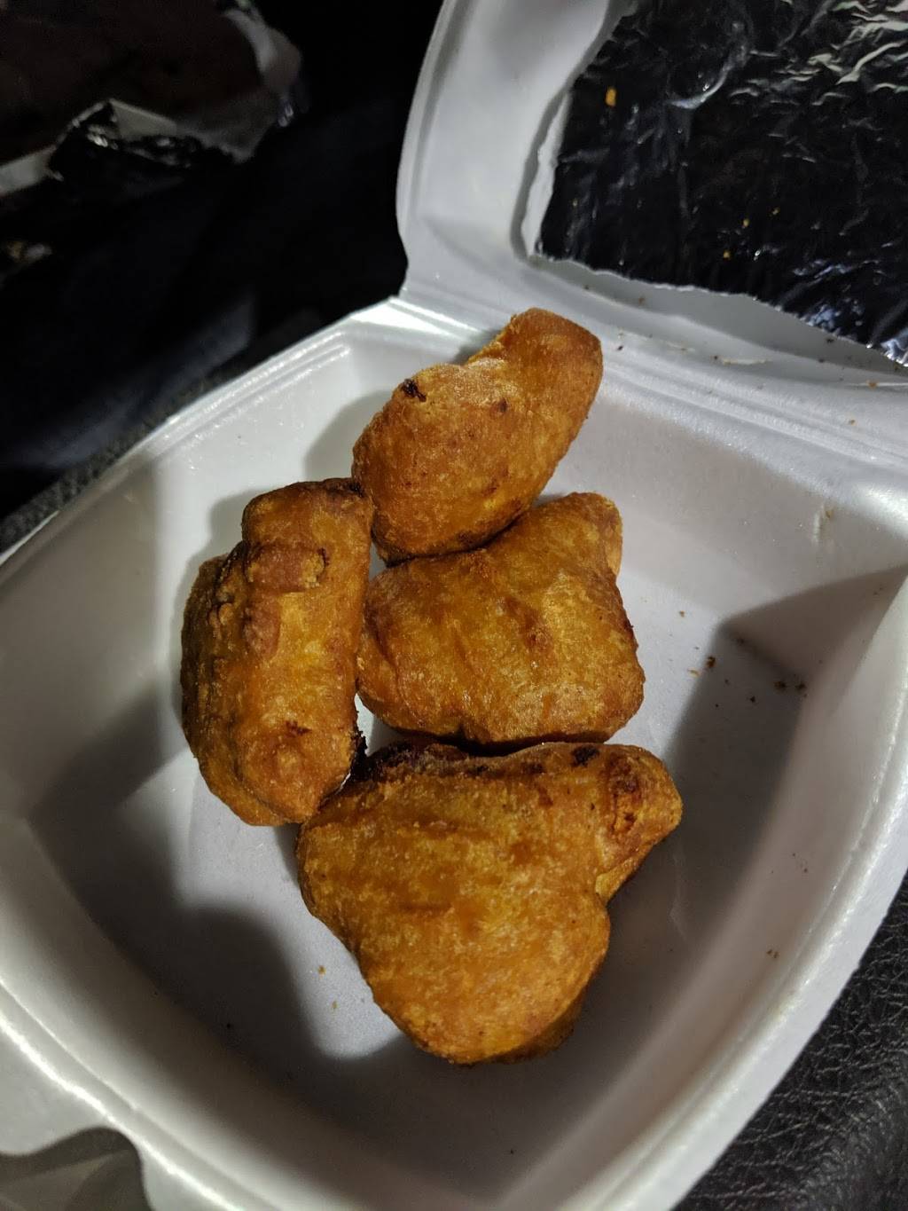 Mennas Joint | meal takeaway | 1418 S Mission St, Mt Pleasant, MI 48858, USA | 9899533827 OR +1 989-953-3827