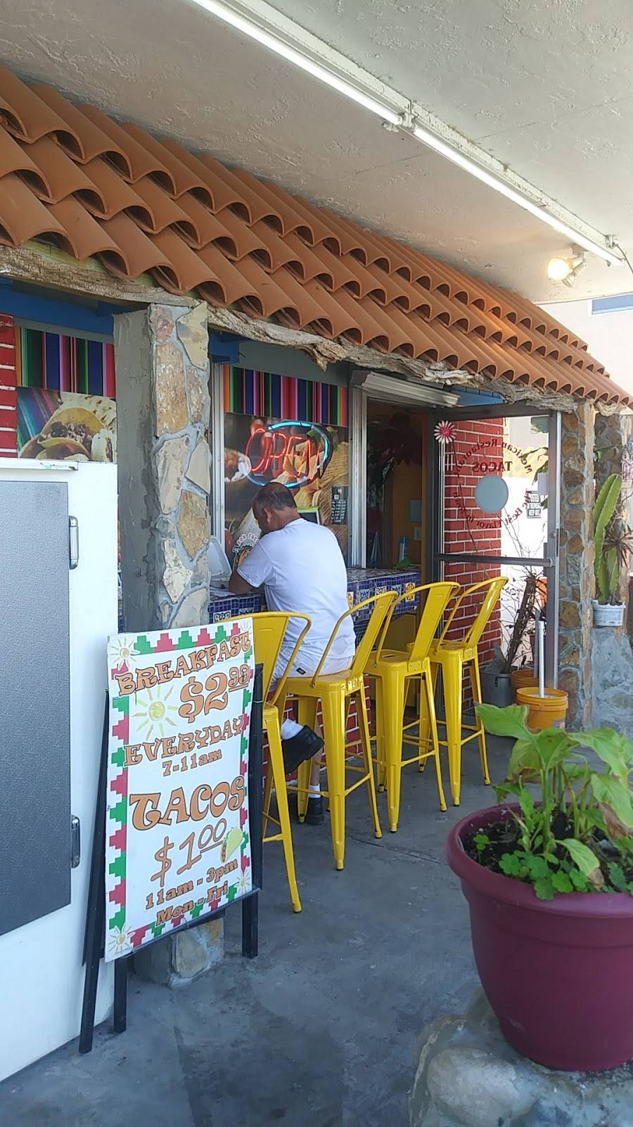 Don Taco Mexican Restaurant | restaurant | 672 E Tarpon Ave, Tarpon Springs, FL 34689, USA | 7279405843 OR +1 727-940-5843