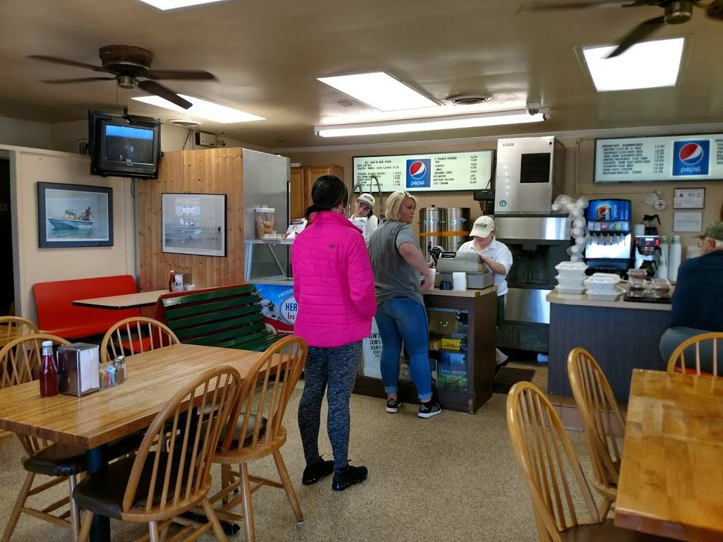 Kens Grill & NC Barbecue | restaurant | 7645 US-70, La Grange, NC 28551, USA | 2525664765 OR +1 252-566-4765