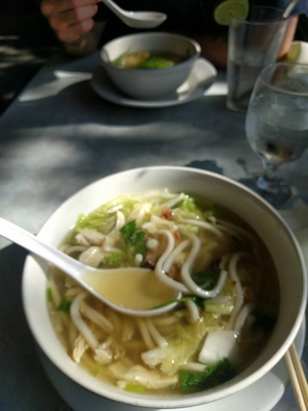 Pho Lemongrass | restaurant | 239 Harvard St, Brookline, MA 02446, USA | 6177318600 OR +1 617-731-8600