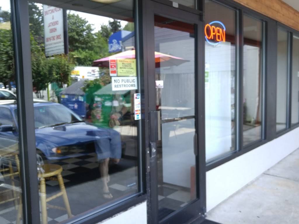 Tubs Gourmet Sub Sandwiches | restaurant | 11064 Lake City Way NE # 16, Seattle, WA 98125, USA | 2063611621 OR +1 206-361-1621