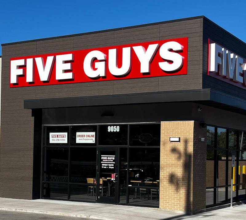 Five Guys | meal takeaway | 9050 Dixie Hwy #104, Louisville, KY 40258, USA | 5022909291 OR +1 502-290-9291