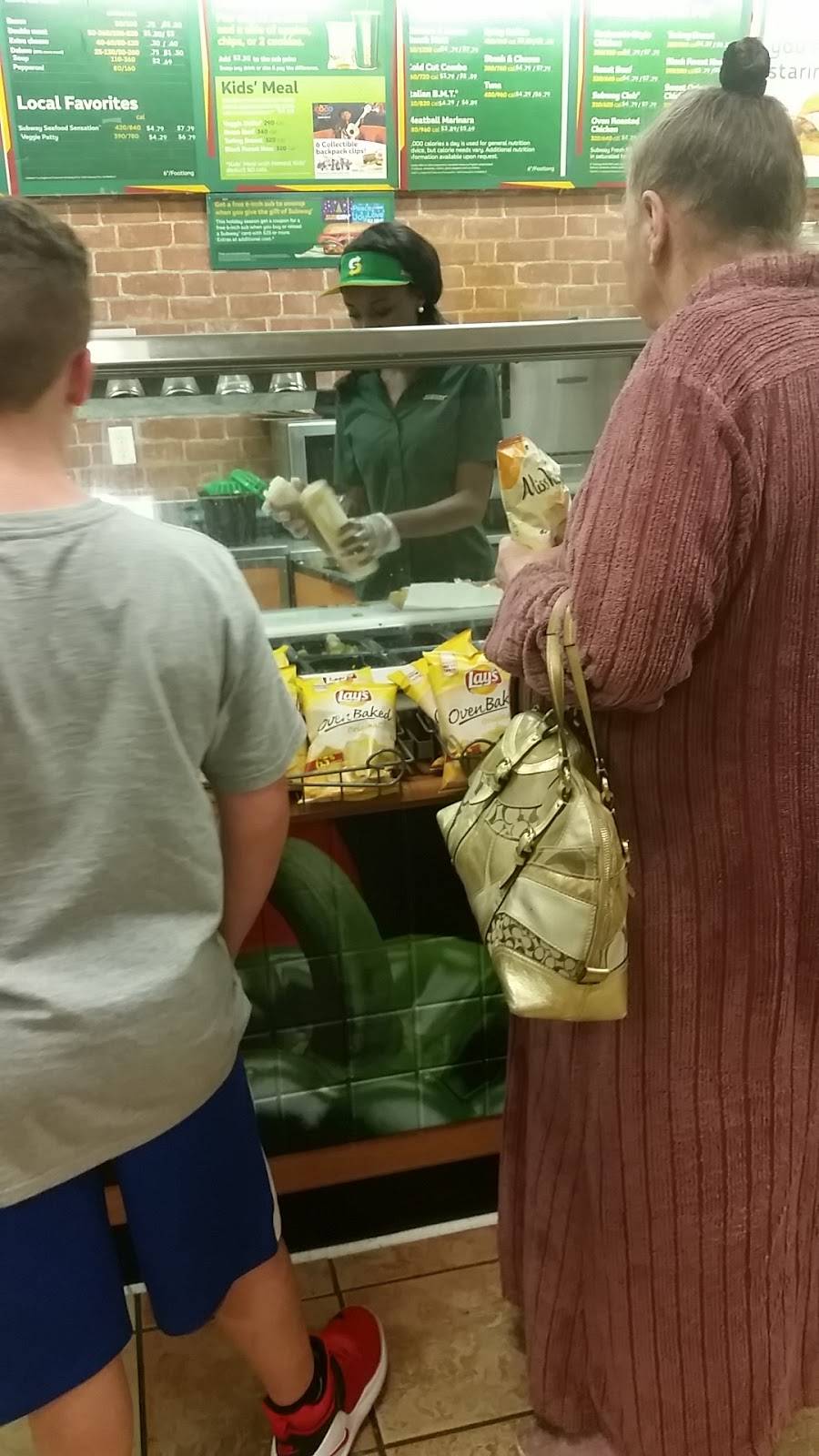 Subway | meal takeaway | 2023 LA-10, Jackson, LA 70748, USA | 2256343429 OR +1 225-634-3429