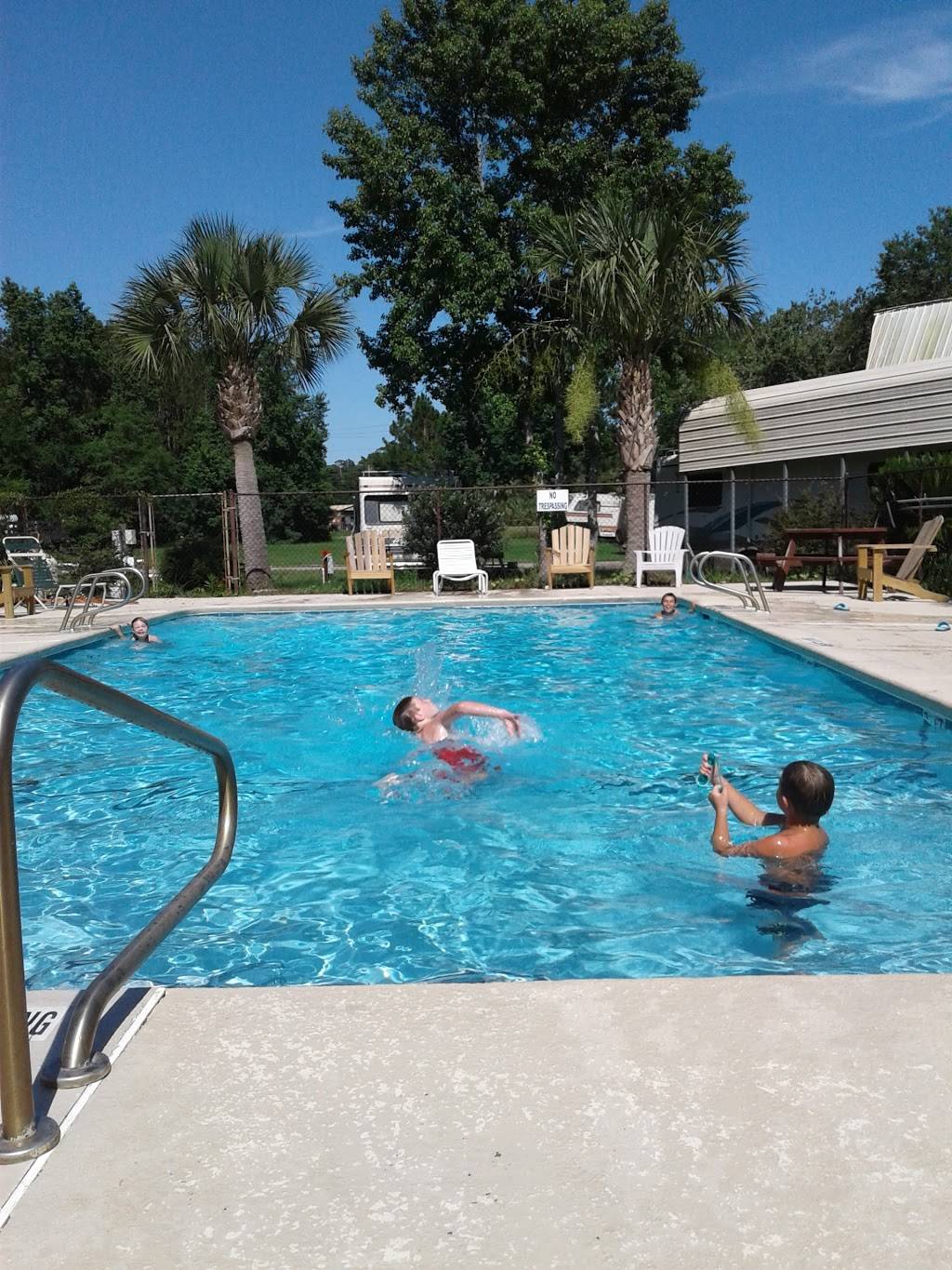 Frans Place | restaurant | 7445 Blythe Island Hwy, Brunswick, GA 31523, USA | 9122629663 OR +1 912-262-9663