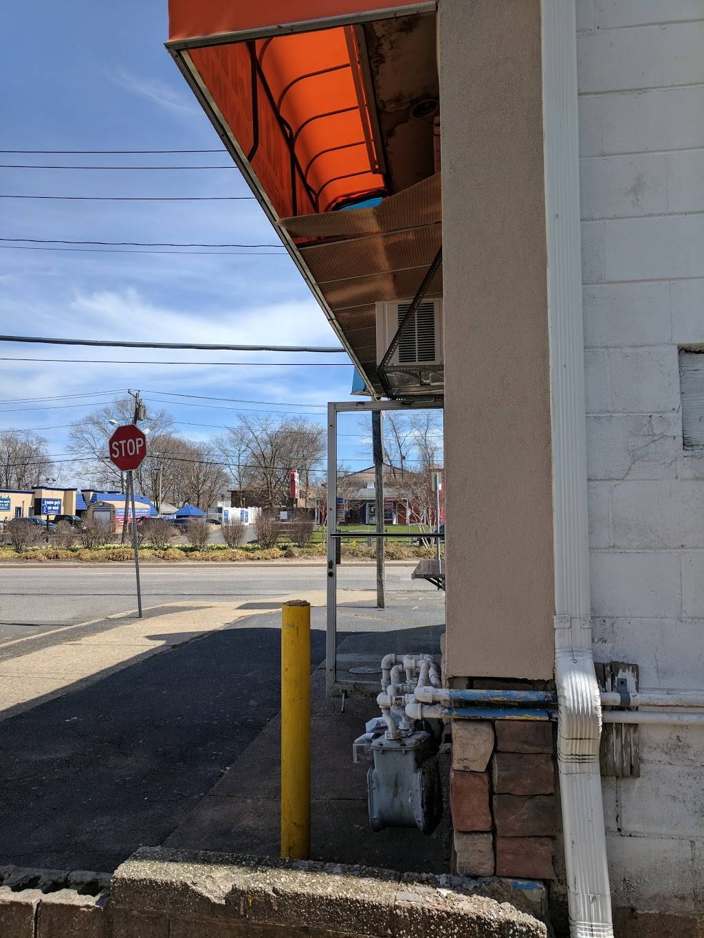 Hells Kitchen | restaurant | 1290 Deer Park Ave, North Babylon, NY 11703, USA | 6315221666 OR +1 631-522-1666