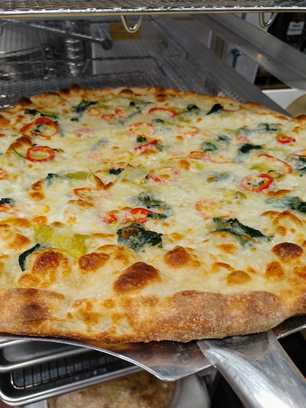 The Slice & Pint | restaurant | 130 West E Grand Ave, El Segundo, CA 90245, USA | 3106488479 OR +1 310-648-8479