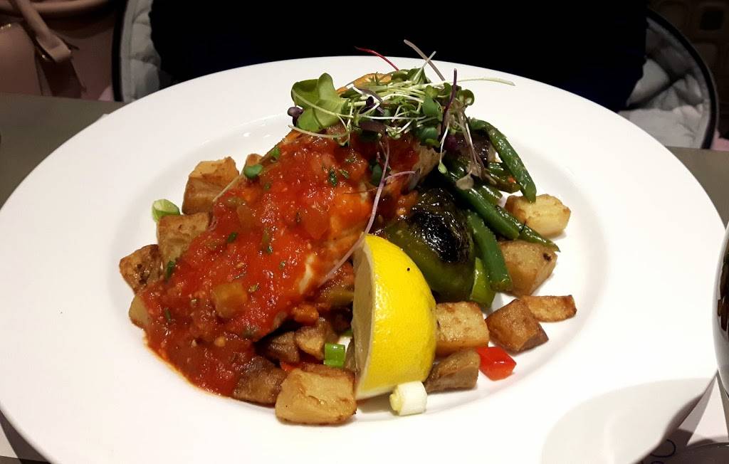 CoBrie International Restaurant & Catering | restaurant | 2121 Carling Ave, Ottawa, ON K2A 1H2, Canada | 6136805040 OR +1 613-680-5040