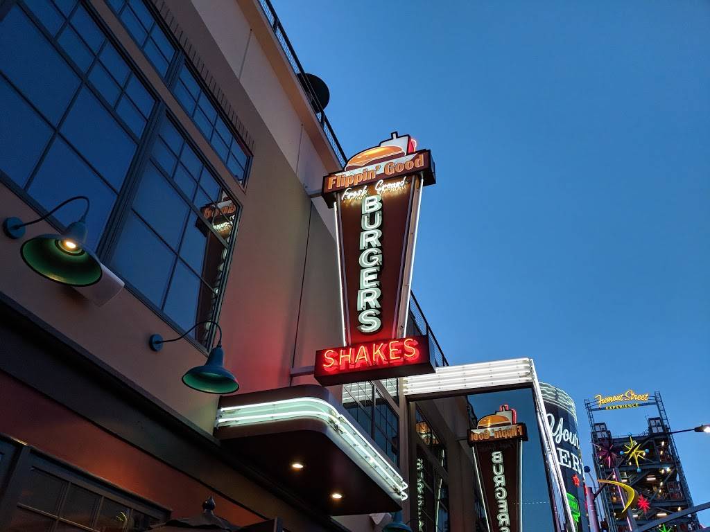 Flippin Good Chicken, Burgers, Beer | restaurant | 505 Fremont St, Las Vegas, NV 89101, USA | 7027767991 OR +1 702-776-7991