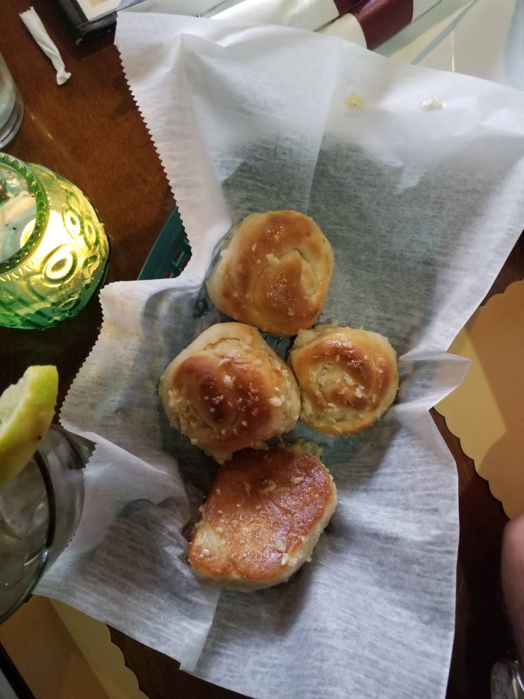 Ken & Mikes Pizza Pasta & More | restaurant | 16393 NW 67th Ave, Miami Lakes, FL 33014, USA | 3055580888 OR +1 305-558-0888