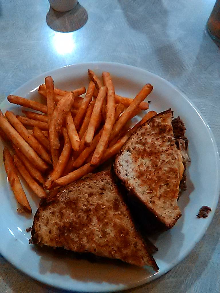 Dennys | restaurant | 7433 Fair Oaks Blvd, Carmichael, CA 95608, USA | 9164839622 OR +1 916-483-9622