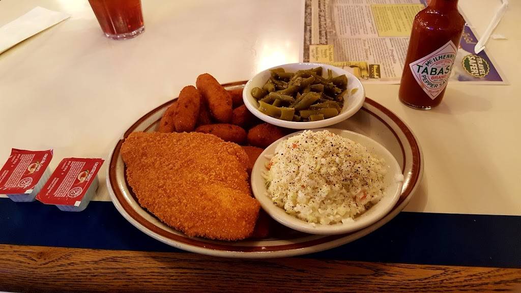 Brintles Homestyle Restaurant | restaurant | 125 Plaza Ln, Mt Airy, NC 27030, USA | 3363523167 OR +1 336-352-3167